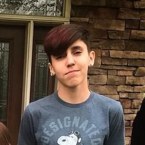 Meet your Posher, Aydan